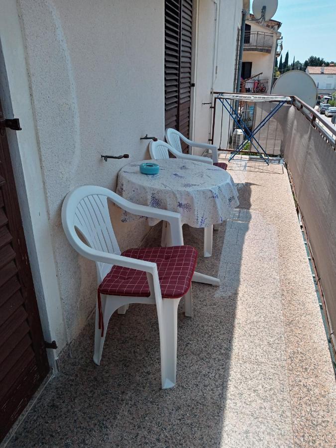 Apartment Mare 1 Novigrad Istria Extérieur photo